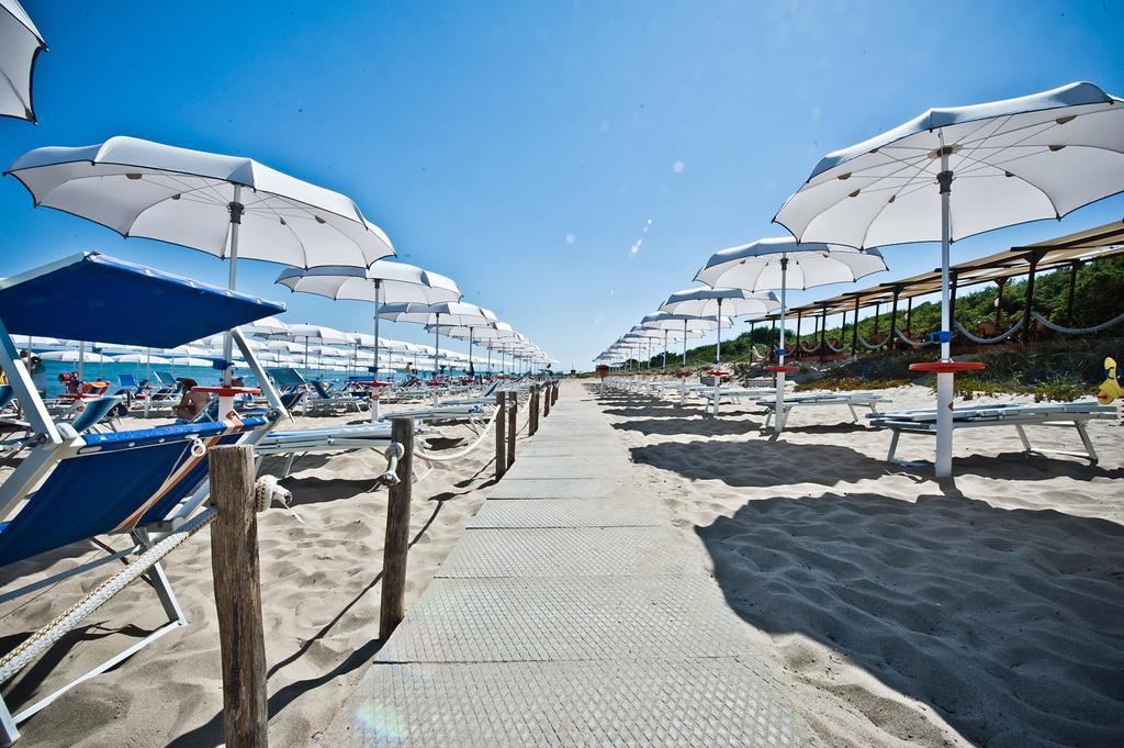 Ticho'S Greenblu Hotel Castellaneta Marina Esterno foto