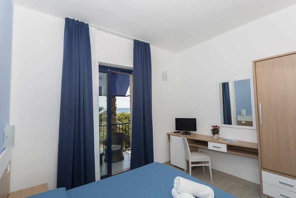 Ticho'S Greenblu Hotel Castellaneta Marina Esterno foto