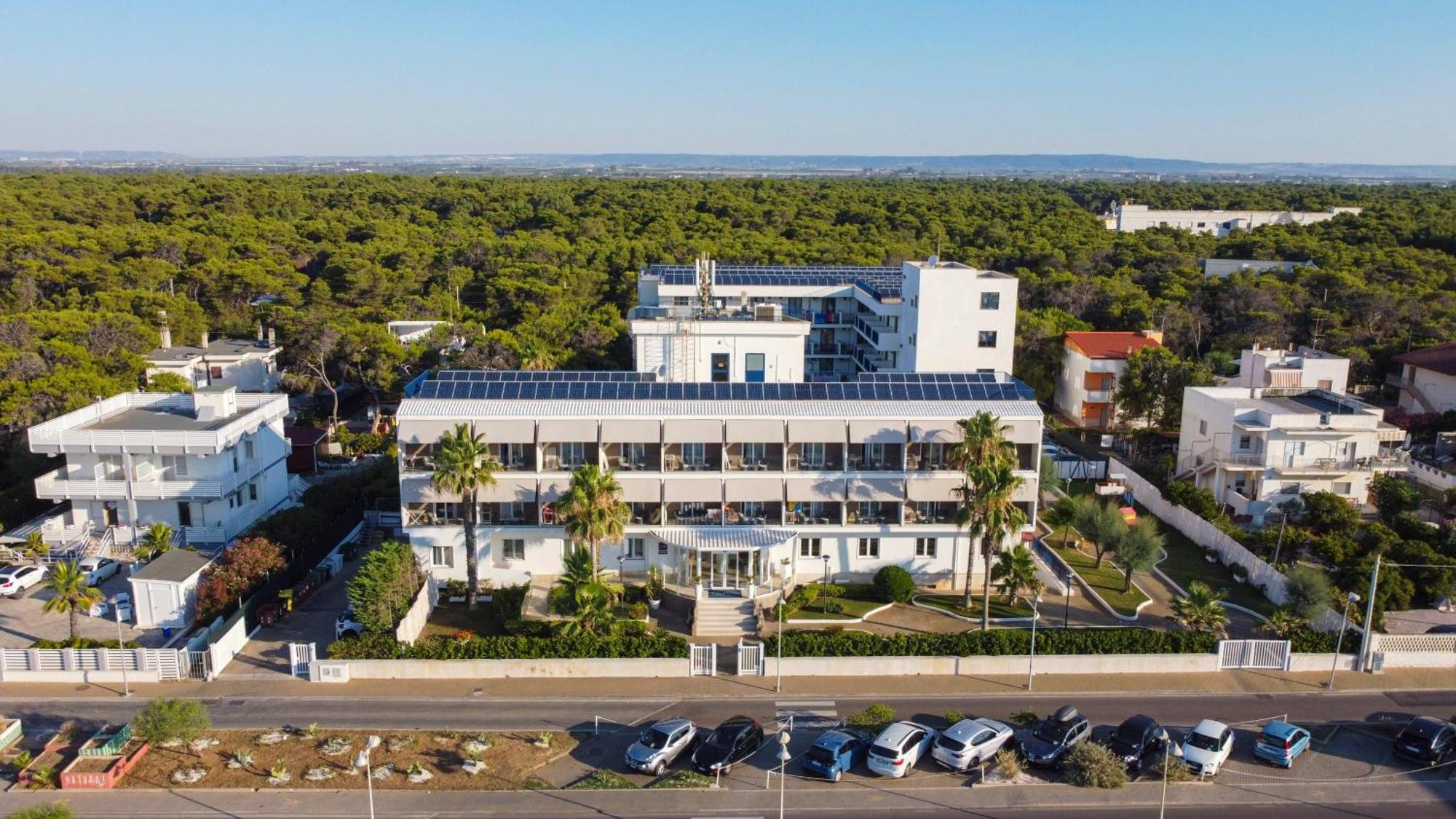 Ticho'S Greenblu Hotel Castellaneta Marina Esterno foto
