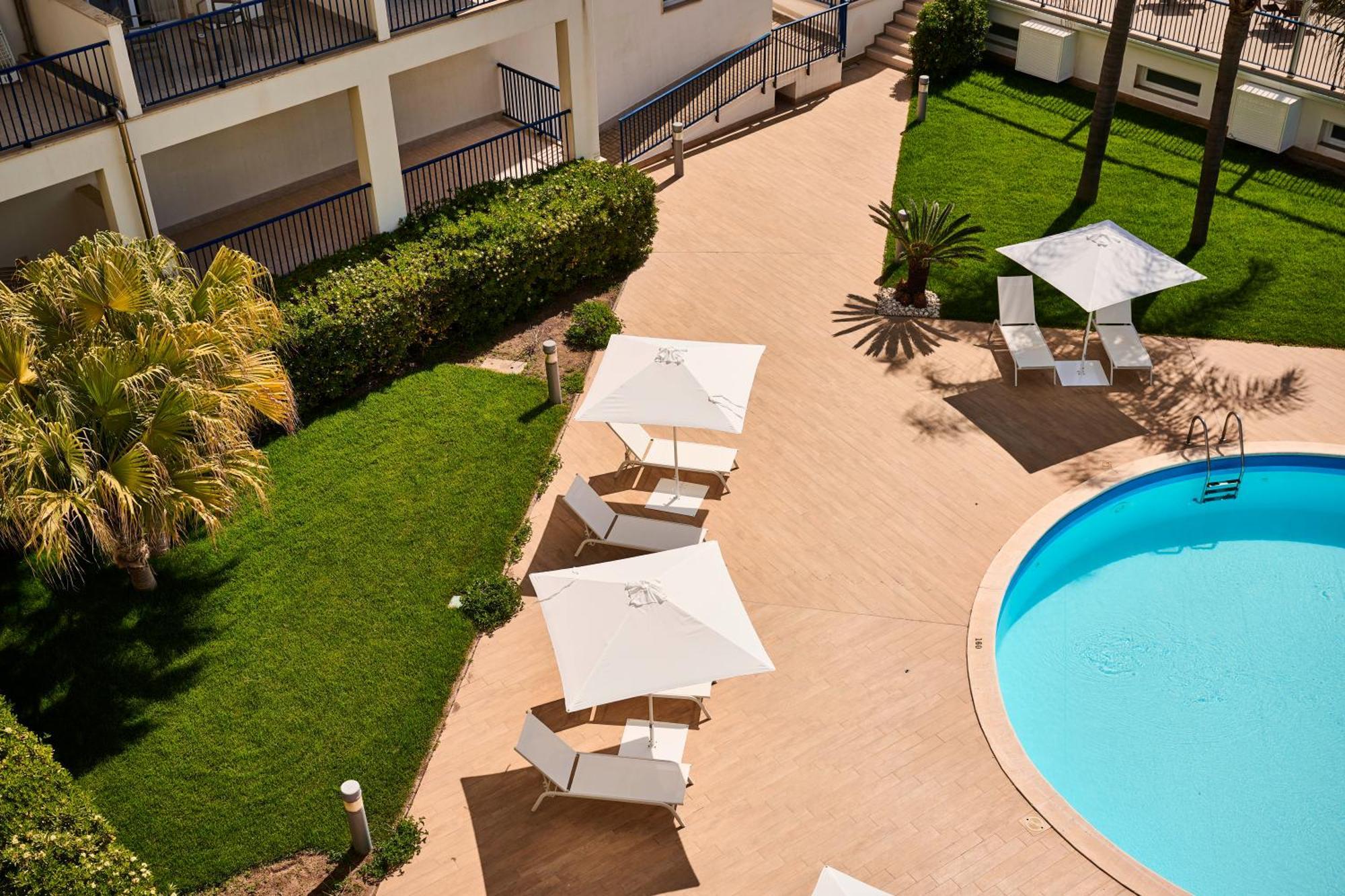 Ticho'S Greenblu Hotel Castellaneta Marina Esterno foto