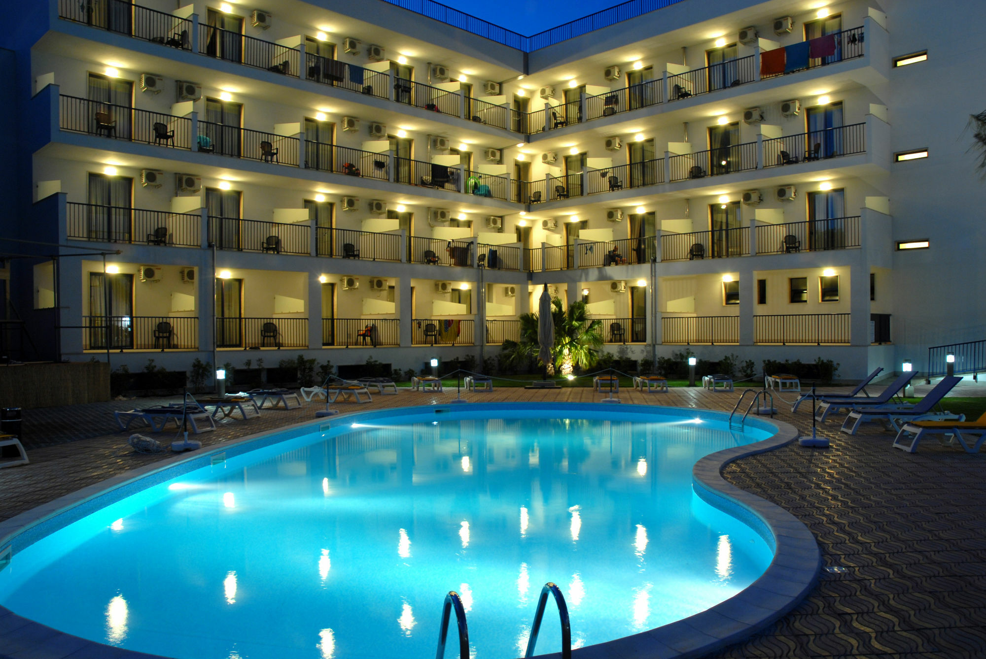 Ticho'S Greenblu Hotel Castellaneta Marina Esterno foto